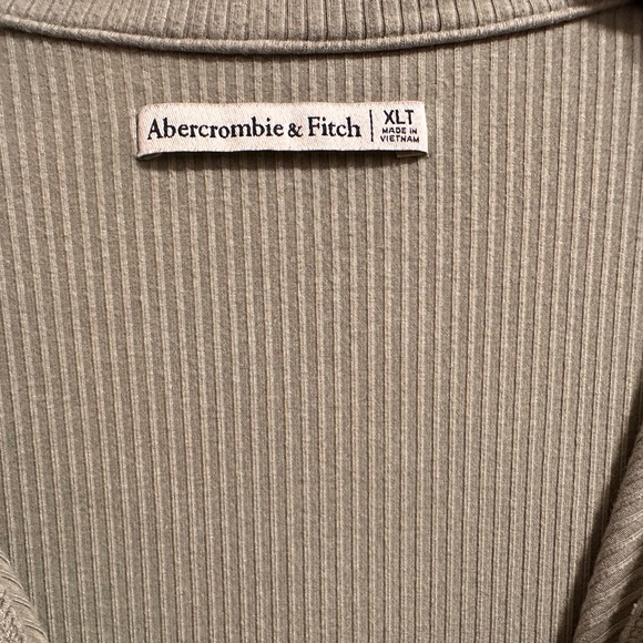 USED Abercrombie & Fitch Rouch front button down dress - Picture 3 of 3